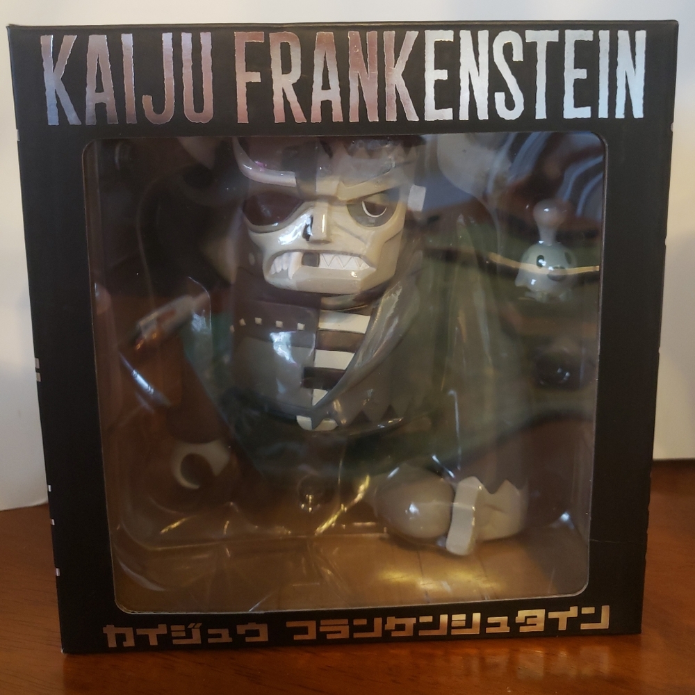 KAIJU FRANKENSTEIN VINYL TOY FIGURE B&W VERSION NATHAN HAMILL X TOUMART TOUMA